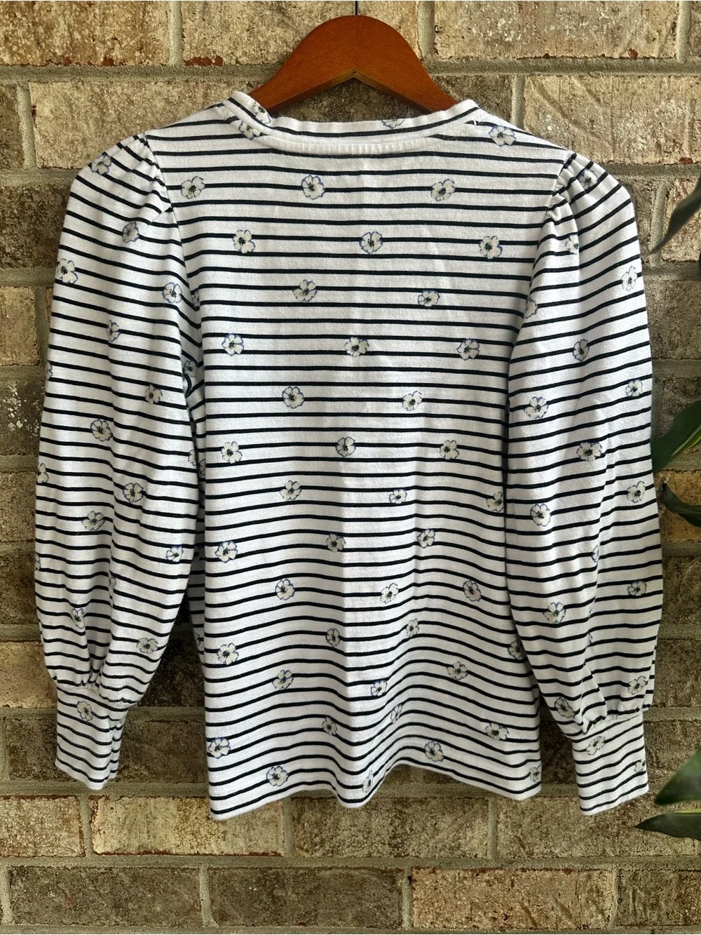 Loft Cottagecore Cotton Striped Puff-Sleeve Top with Floral Dots - Navy & White